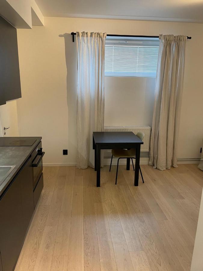 2- Bed Apartment In Соллентуна Экстерьер фото