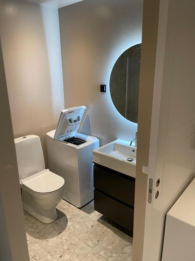 2- Bed Apartment In Соллентуна Экстерьер фото