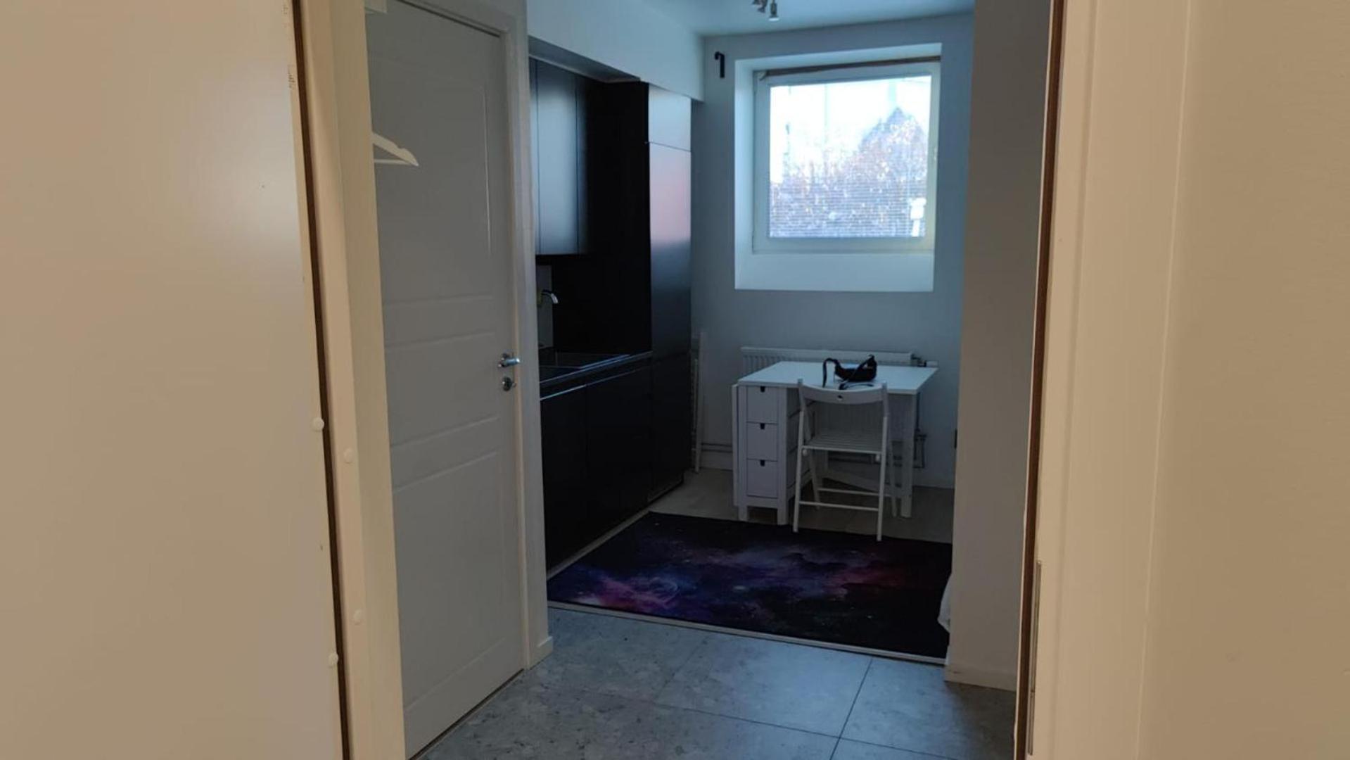 2- Bed Apartment In Соллентуна Экстерьер фото